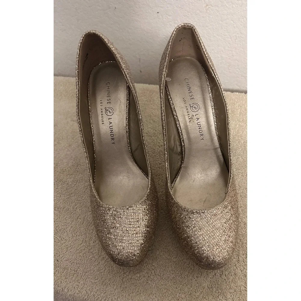 Chinese Laundry Size 10 silver Glitter Platform Pumps High Heel Party Shoes